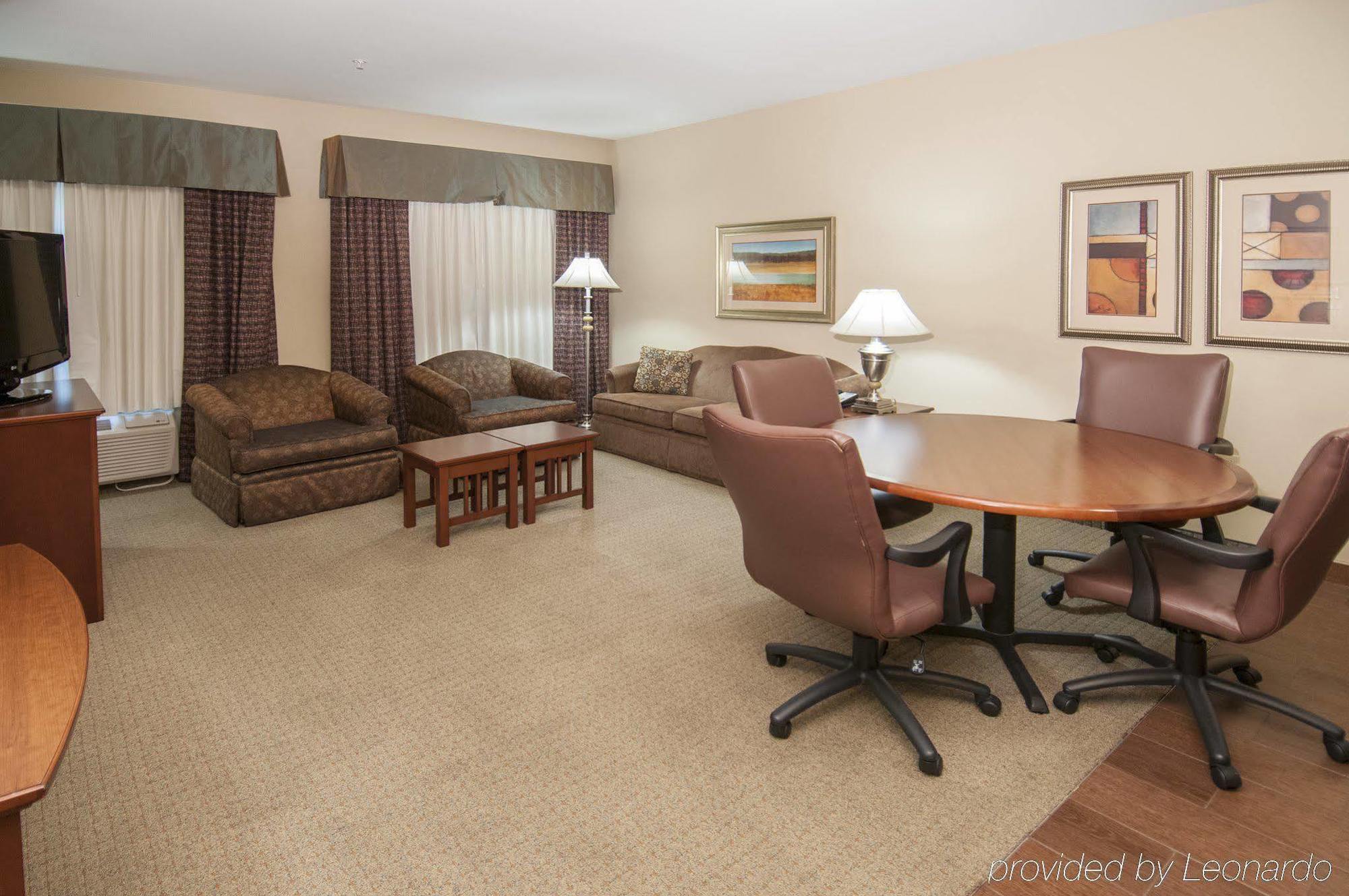 Westay Suites - Covington/Mandeville Eksteriør bilde